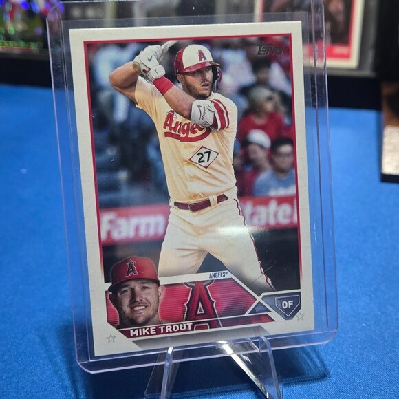 2023 Topps #27 Mike Trout - Picture 1 of 2